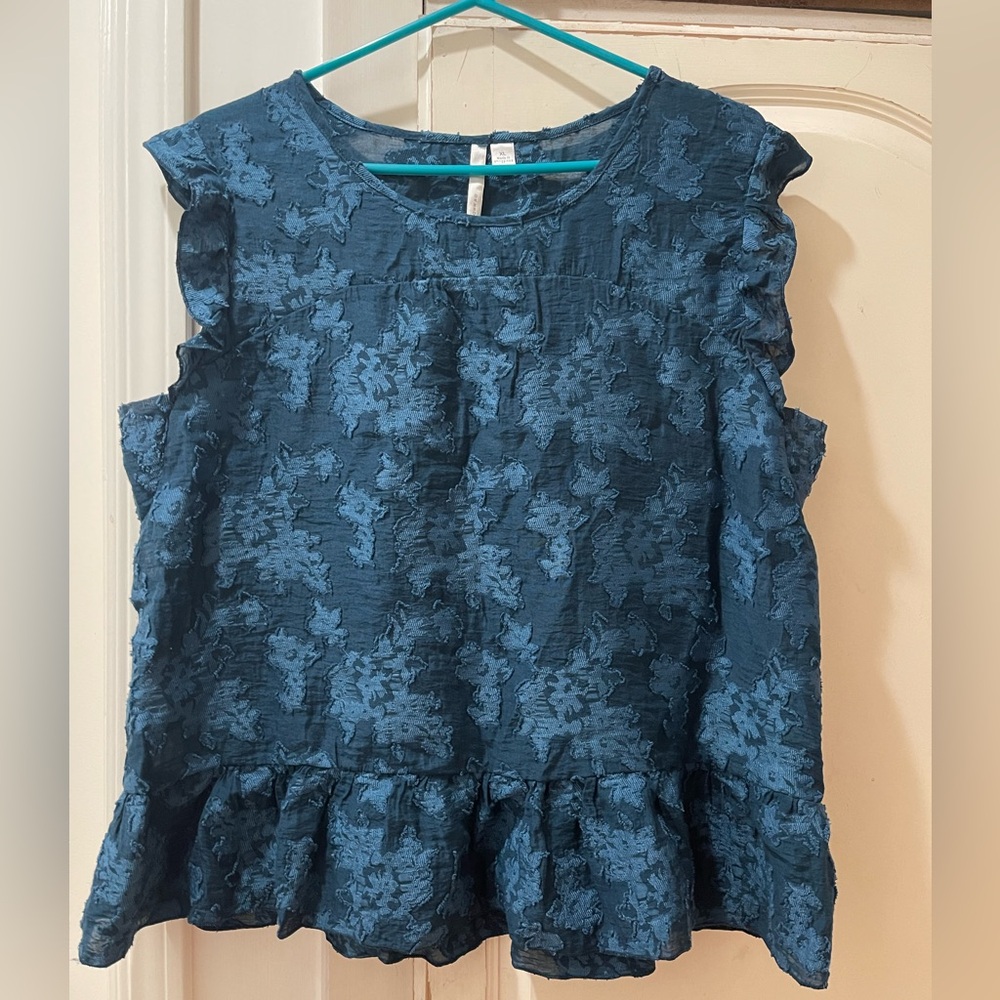 Laura Conrad women’s XL top, blue floral lace blouse, boho chic shirt